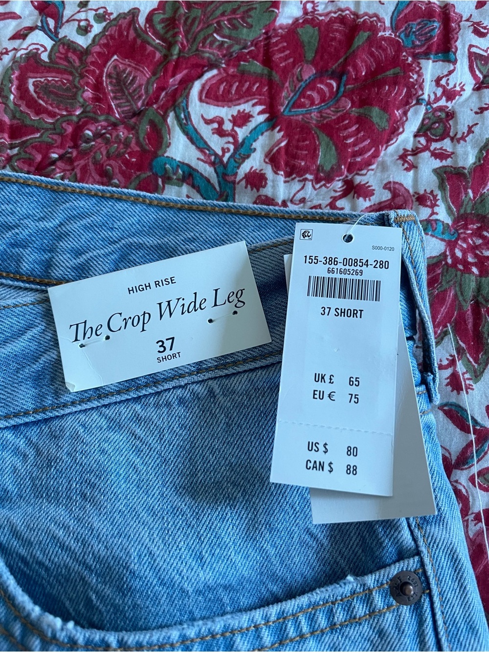 Light Wash Wide Leg Cropped Jeans - Women - Picture 2 of 3